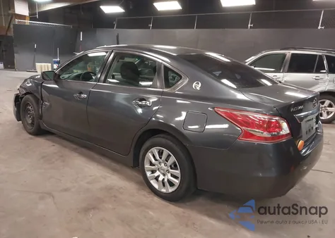 2013 Nissan Altima 2.5 S z USA, uszkodzony, nr VIN 1N4AL3AP2DC176924